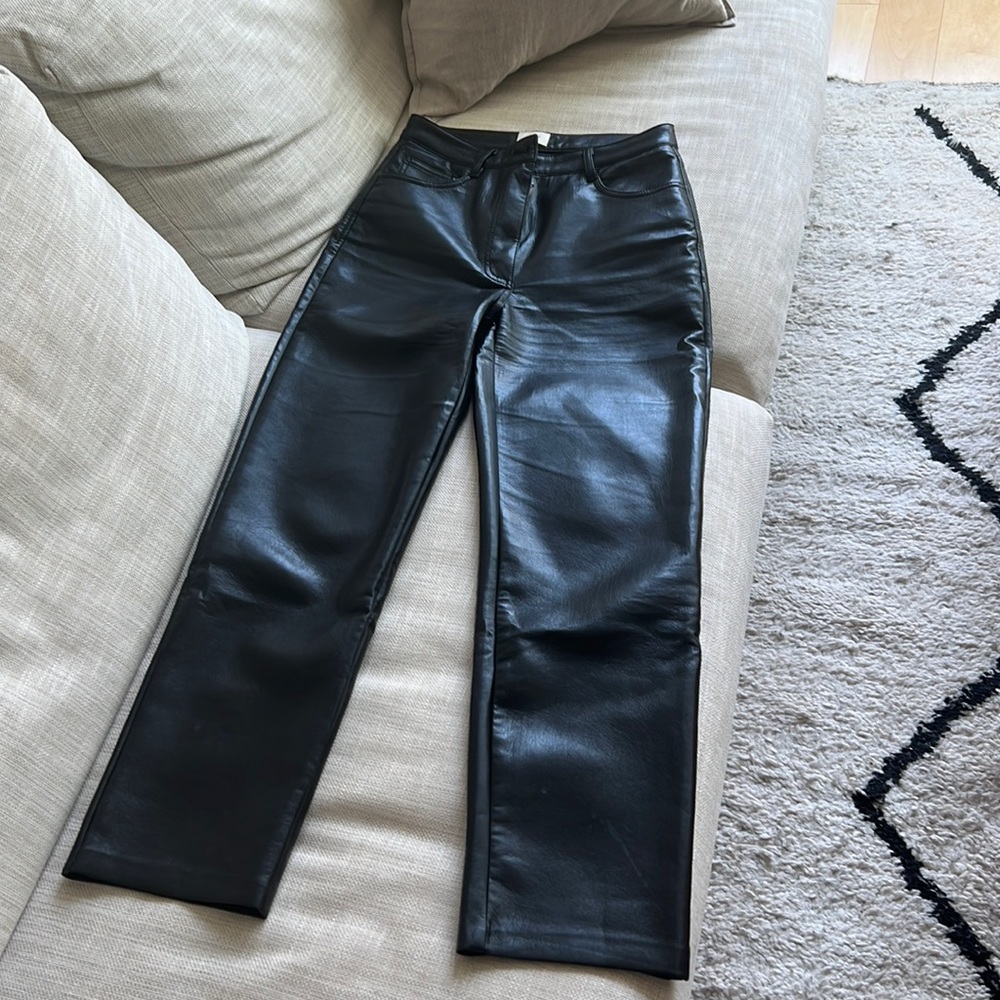 Aritzia Melina Pant in Black